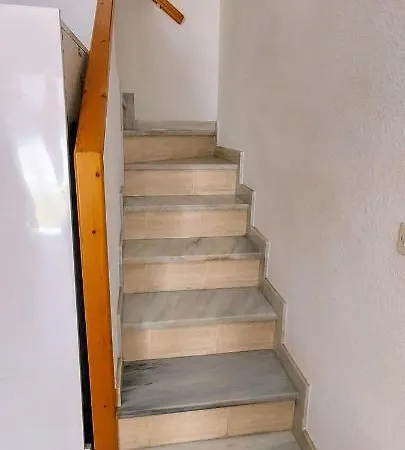 Bungalow Duplex Tibi 3 דירה