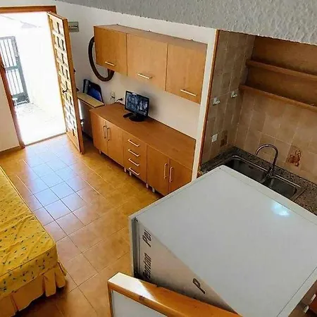 Bungalow Duplex Tibi 3 דירה *